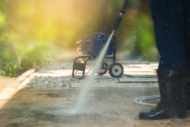 Best Pool Deck Cleaning  in River Rouge, MI